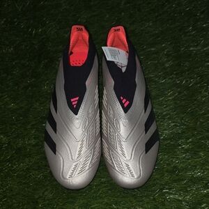 Adidas Predator Elite Laceless SG Size 10 M.